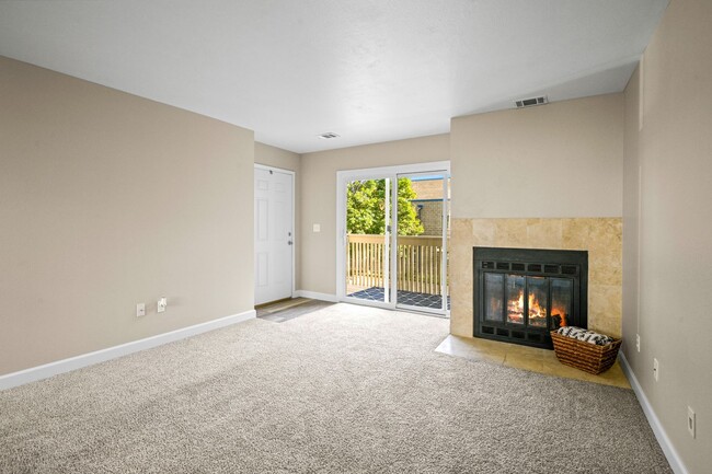 Foto del edificio - Evolve Real Estate: Beautifully Updated 2 ...