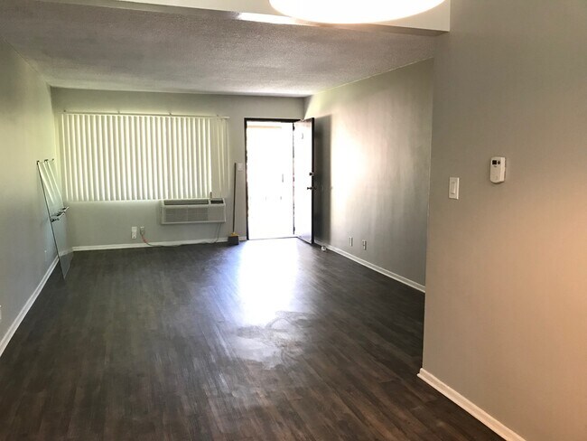 Foto del edificio - 1412 N Keystone St