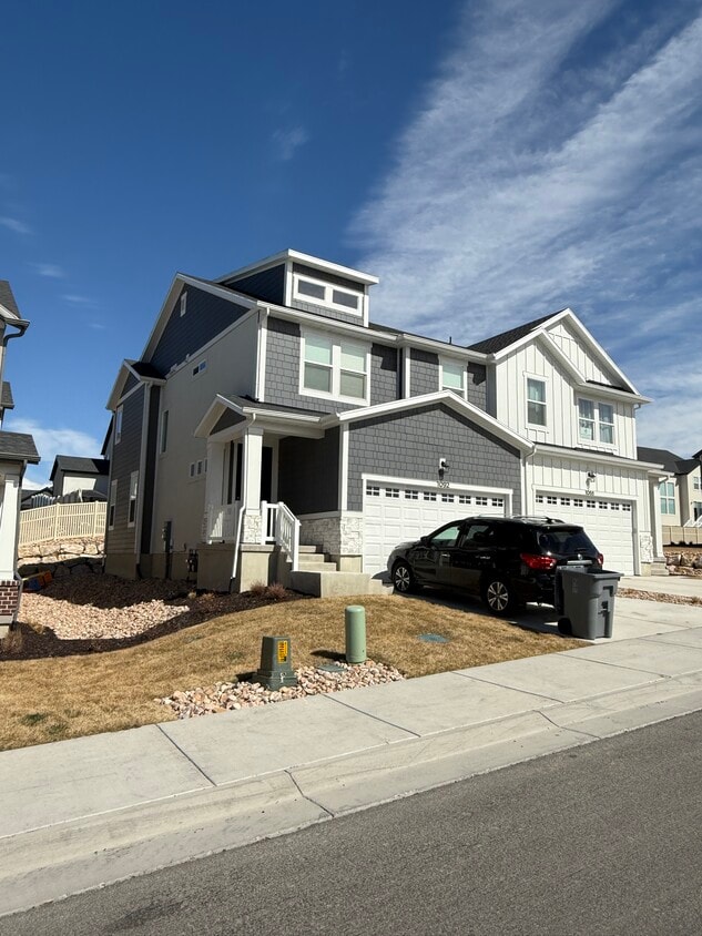 Primary Photo - 1092 N Freeman Dr