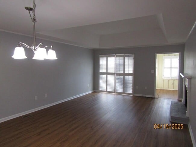 Building Photo - 603 Colony Dr