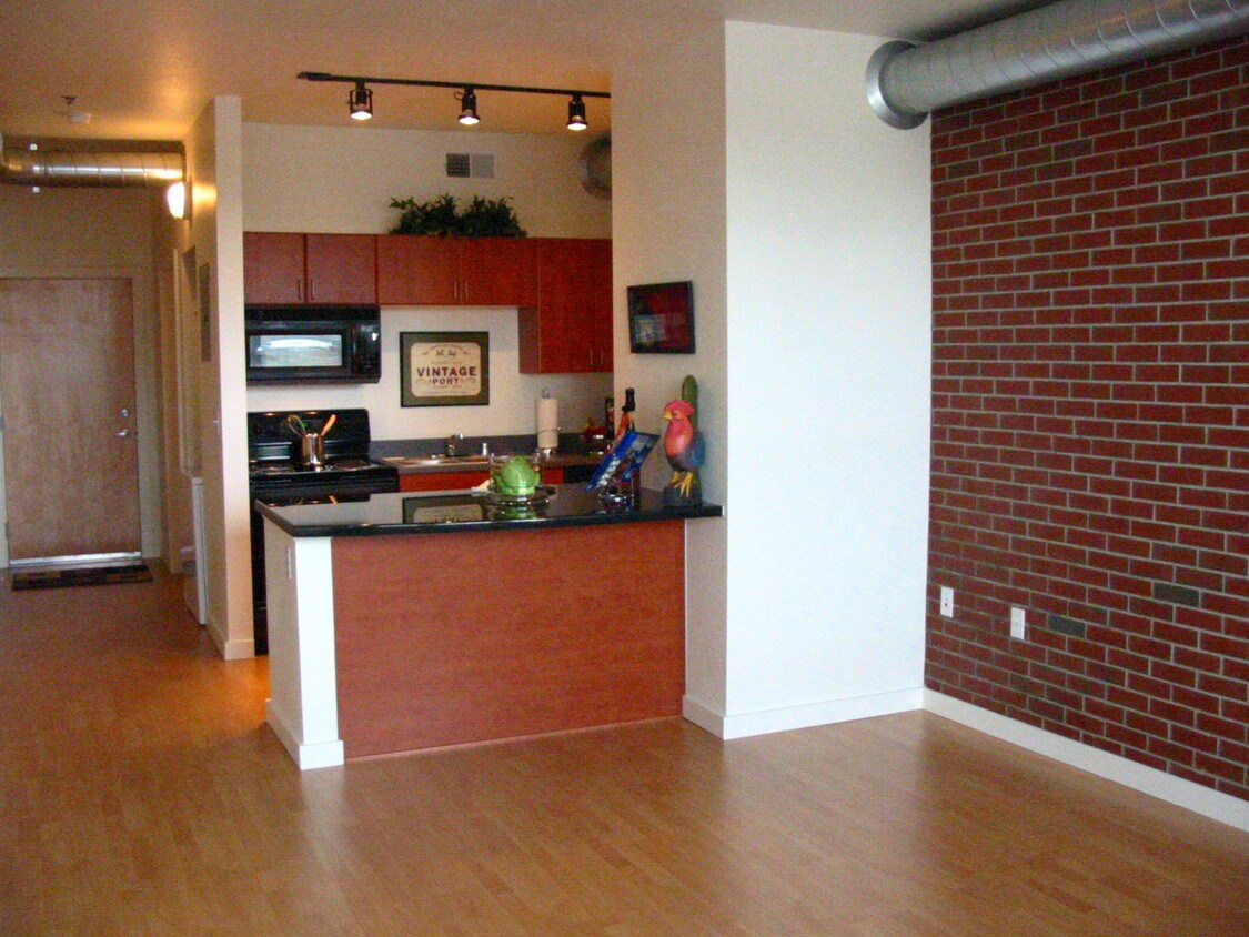 Lincoln Pointe Lofts Apartments Englewood, CO