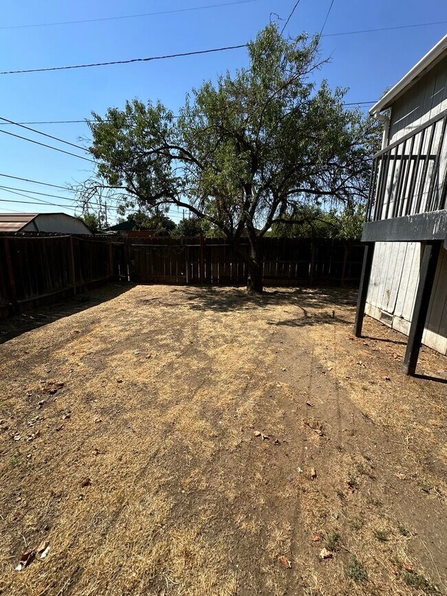 Photo - 13229 Le Grand Rd Apartment