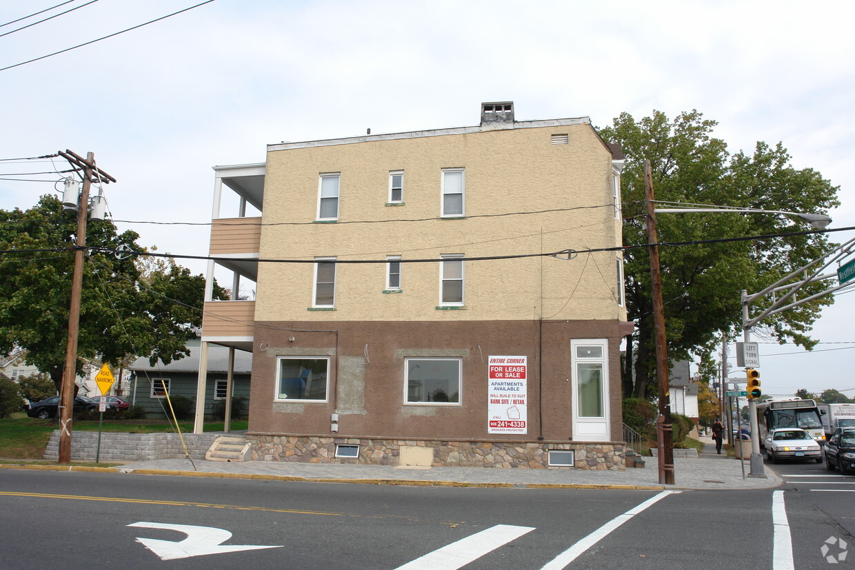 Building Photo - 309 Westfield Ave