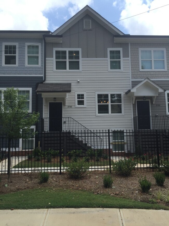 Town Home in a GREAT location - Town Home in a GREAT location