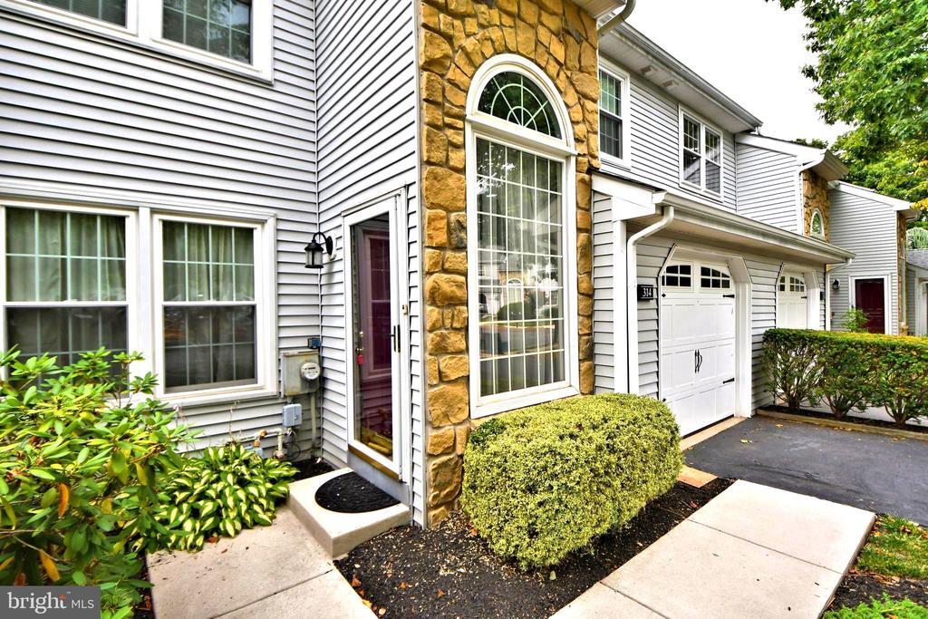 314 Carmen Dr, Collegeville, PA 19426 Townhome Rentals in
