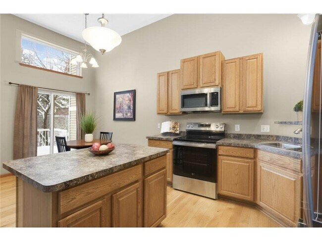 Foto del edificio - 15256 Maryland Ave