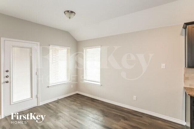 Foto del edificio - 3308 Garden Valley Ct
