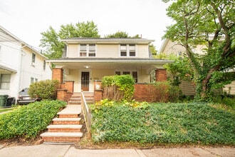 Building Photo - 1442 Plain Ave NE