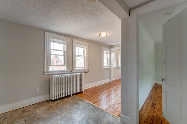 Foto del edificio - 65 Edgewood Ave