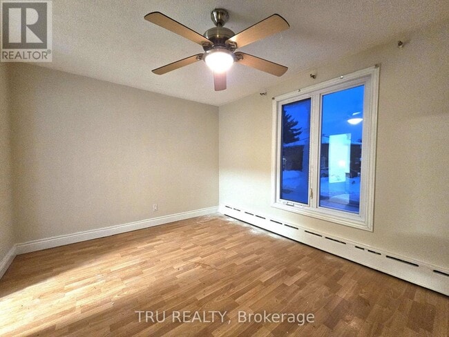 Building Photo - 205 Lavergne St