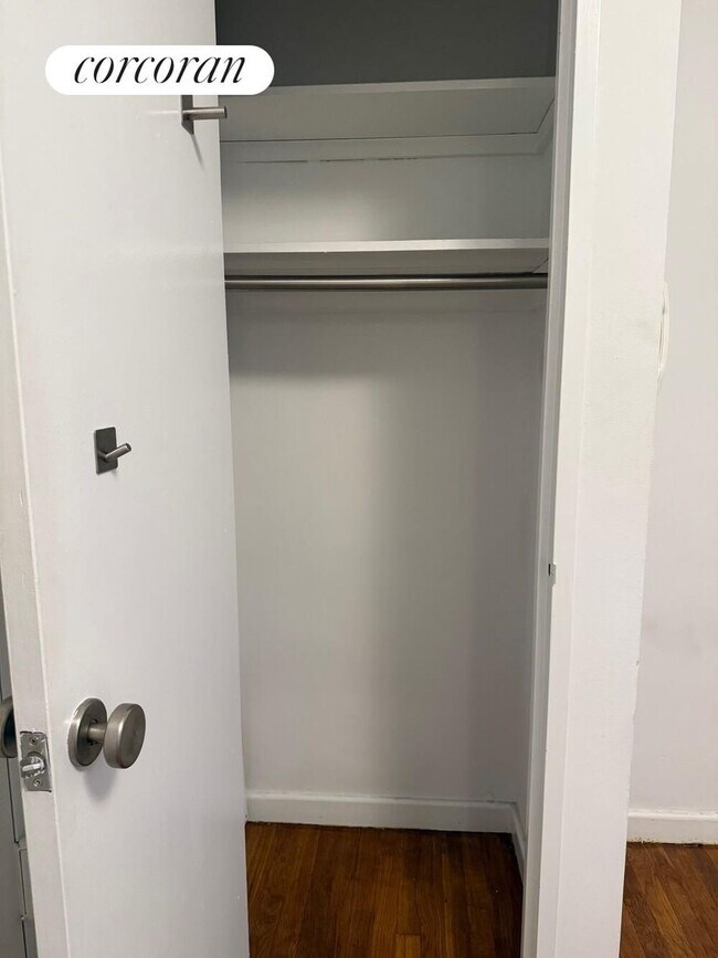 Foto del edificio - 339 E 57th St