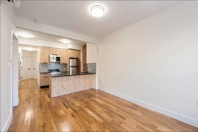 Foto del edificio - 1094 Dean St