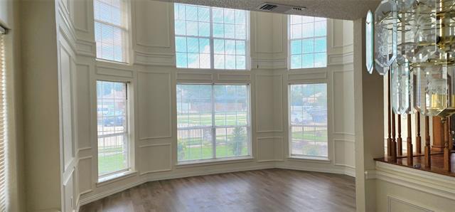 Foto del edificio - 716 Violet Ct