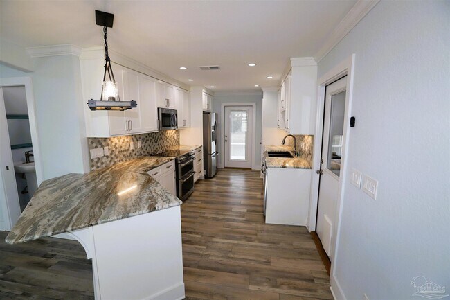 Foto del edificio - 4698 Isles Dr