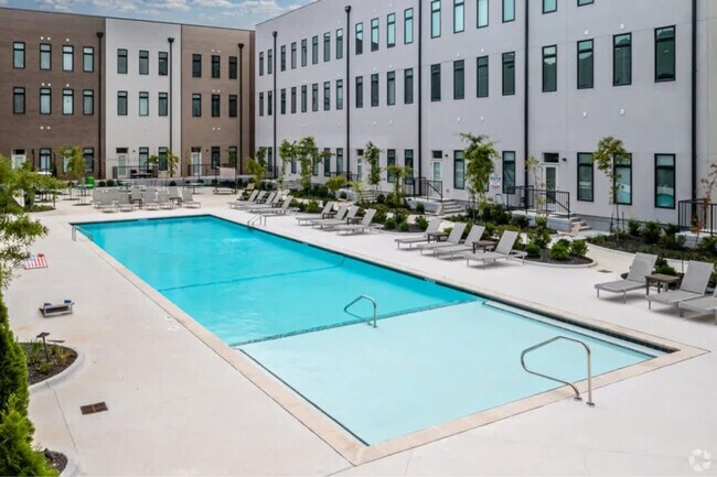 Building Photo - 5100 W Park Ave