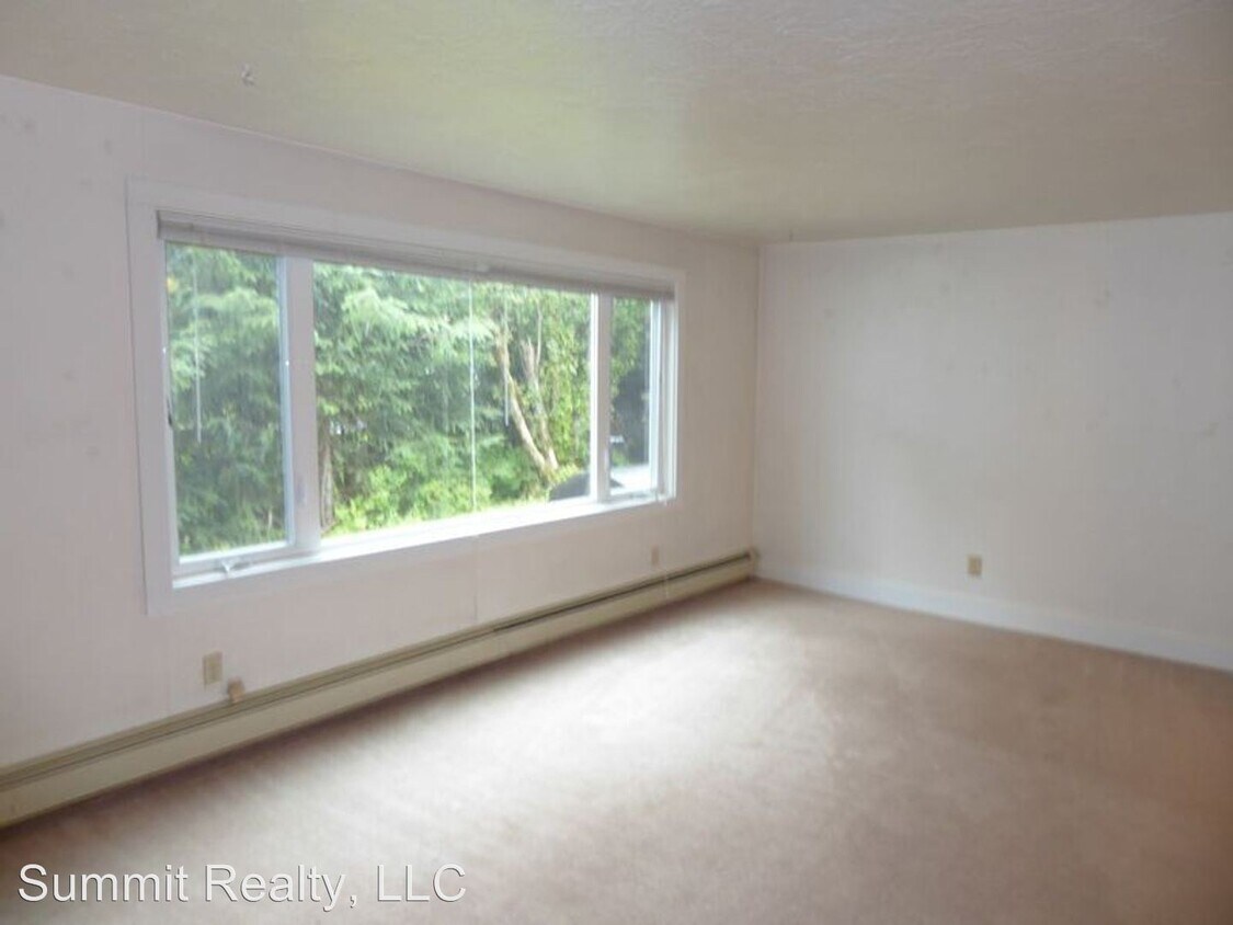 Foto principal - 8824 Glendale St