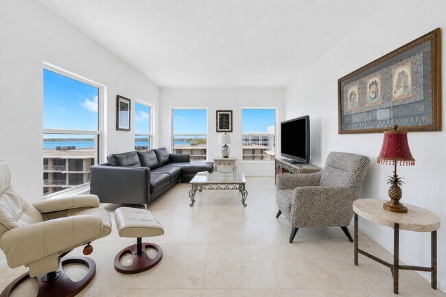Building Photo - 3230 S Ocean Blvd