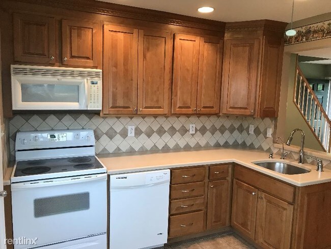 Foto del edificio - 4 br, 1 bath House - 5 Scarsdale Place