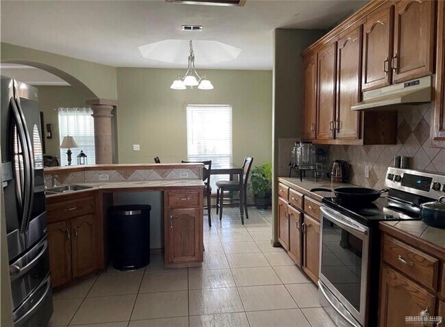 Foto del edificio - 16 Nappa Valley Dr