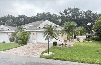 Building Photo - 2309 Mooney Pl