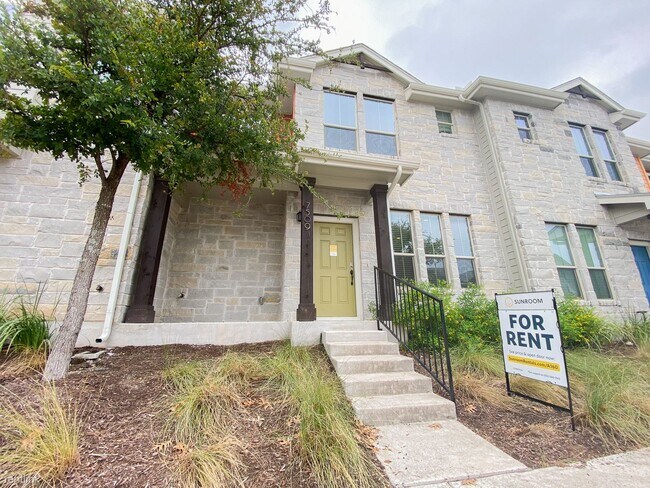 Building Photo - 3 br, 2.5 bath Townhome - 7509 Pantherpaw St