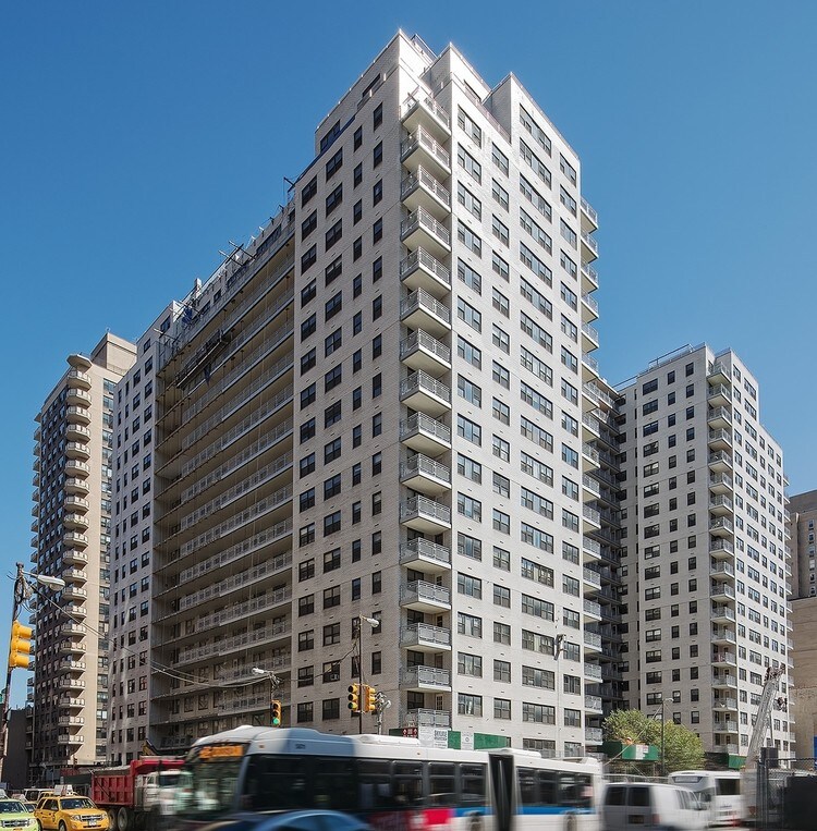 Primary Photo - 305-315 East 86th Street