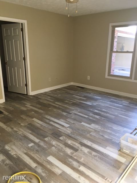 Building Photo - 3 br, 2 bath House - 916 S College St