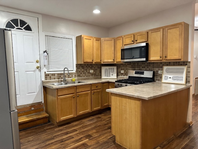 Kitchen - 1538 W 19th St