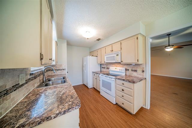 Foto del edificio - 116 Sunny Meadows Dr