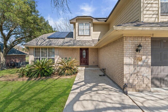 Foto del edificio - 228 April Waters Dr W