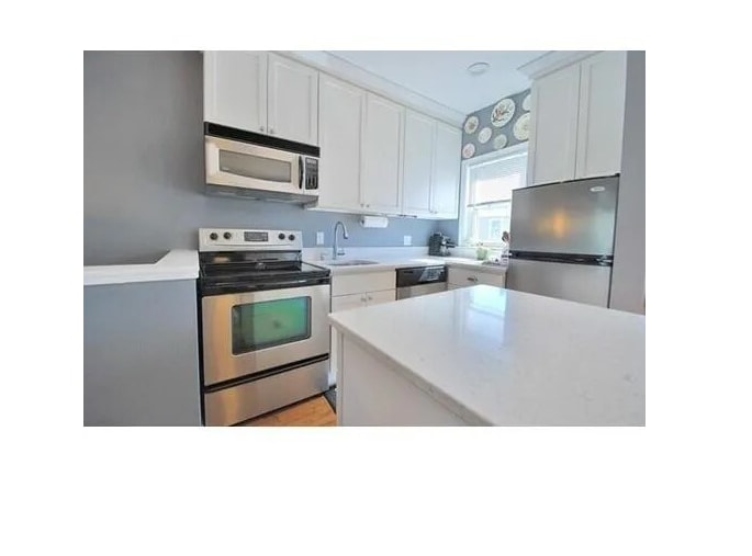 Primary Photo - 136 D St