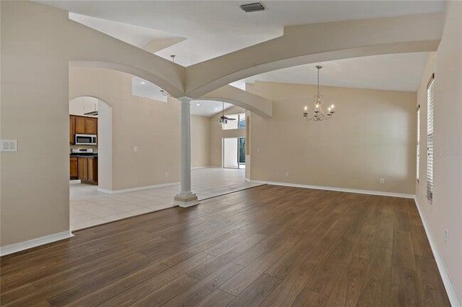Foto del edificio - 8211 Canyon Creek Way