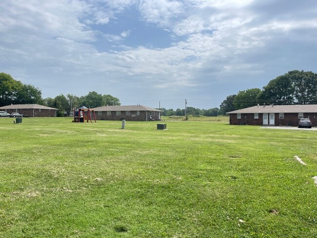 Building Photo - 5339 S Hutchinson Ct