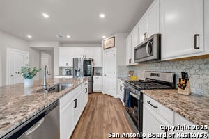 Foto del edificio - 3527 Grace Wy