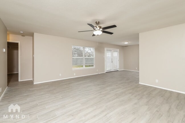 Building Photo - 8306 Pine Meadow Dr