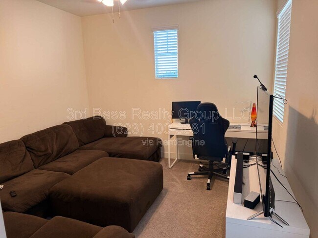 Foto del edificio - 21045 W Sunrise Ln