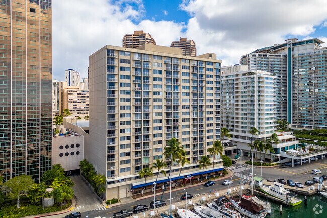 Building Photo - Ilikai Marina