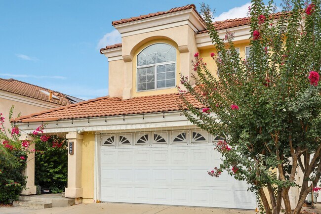 Building Photo - 7480 Addison Rd