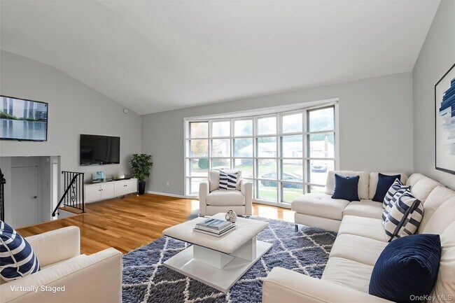 Foto del edificio - 17 Edna Dr