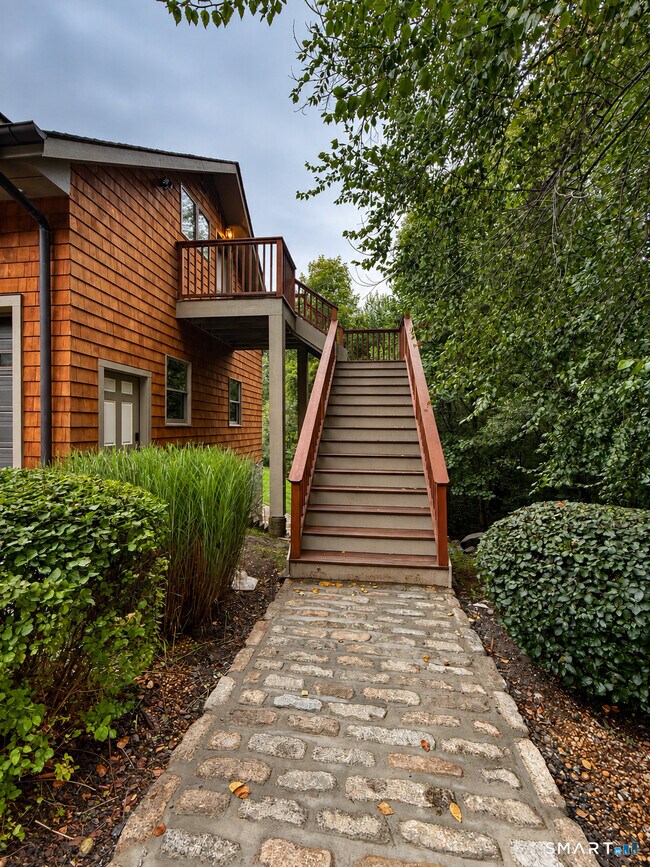 Foto del edificio - 12 Cedarstone Road
