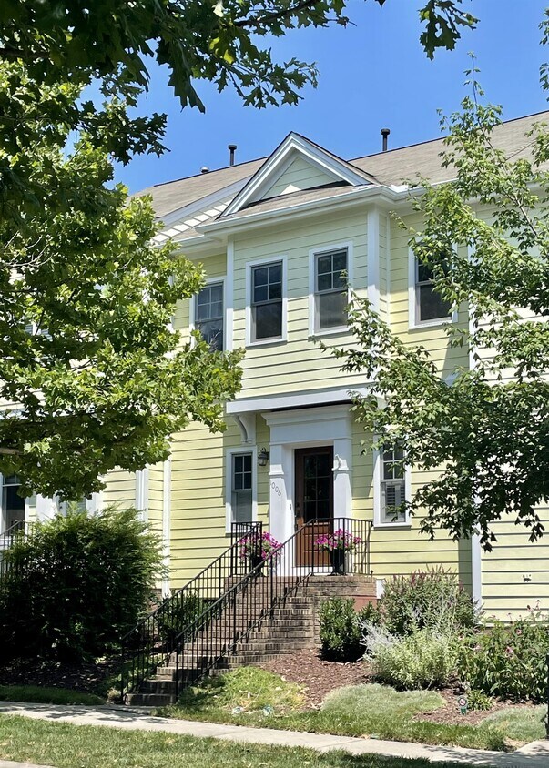 1006 Highgrove Dr, Chapel Hill, NC 27516 Townhome Rentals in Chapel Hill NC
