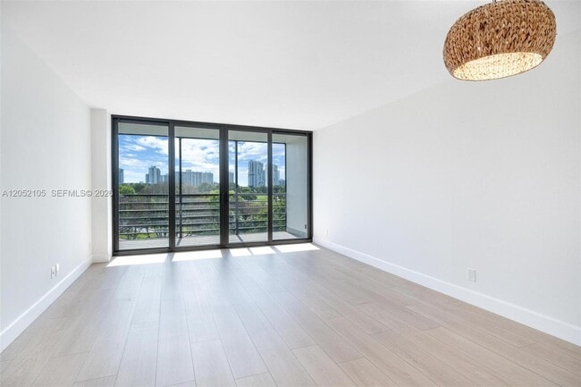 Foto del edificio - 20400 W Country Club Dr