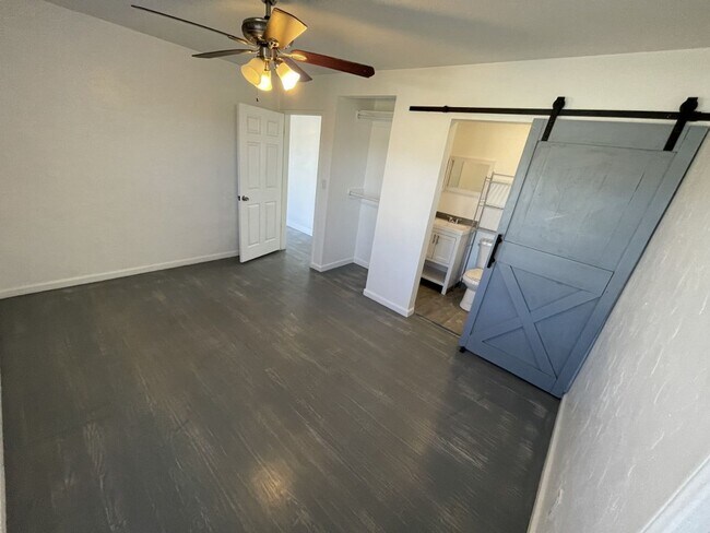 Foto del edificio - 5535-5539 Potomac St