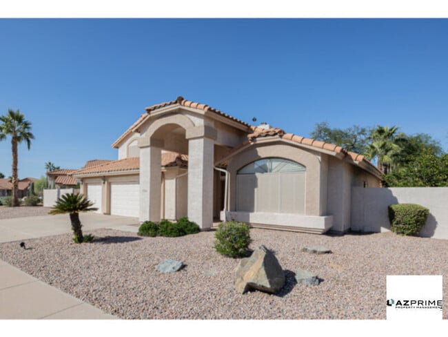 Photo - 926 W Wagner Dr House