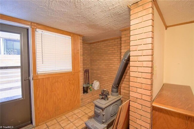 Foto del edificio - 761 Beeson Rd