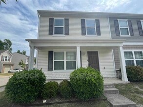 Building Photo - 3901 Swinton St