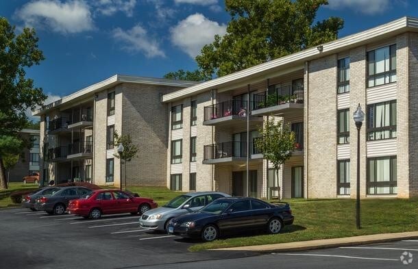 Pet Friendly Apartments For Rent In Beltsville Md Apartments Com