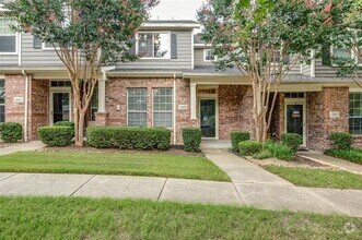 Building Photo - 2229 Stonepark Pl