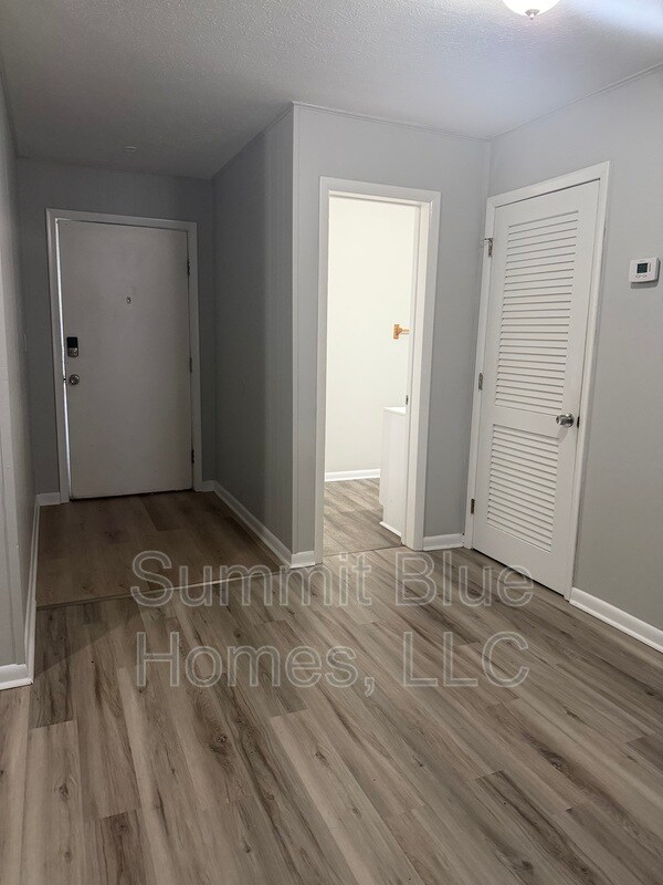 Foto del edificio - 3955 Kent St