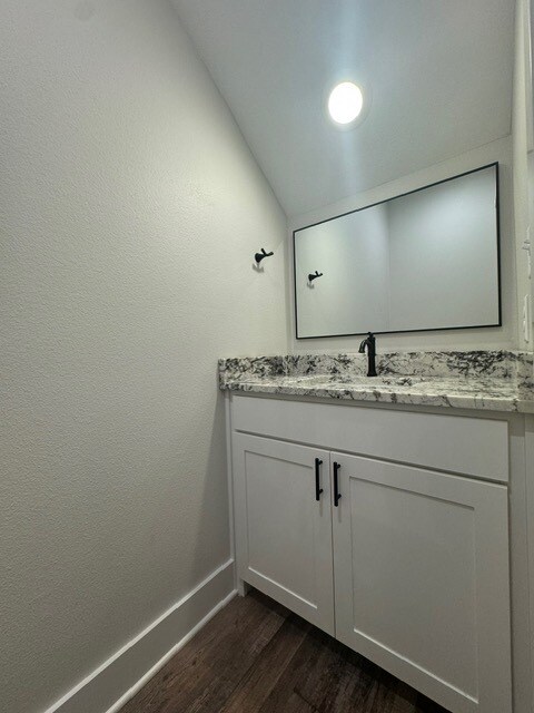 Foto del edificio - 3247 Naomi Dr